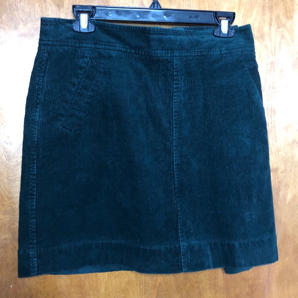 Hunter Green Corduroy mini skirt. Size 14.